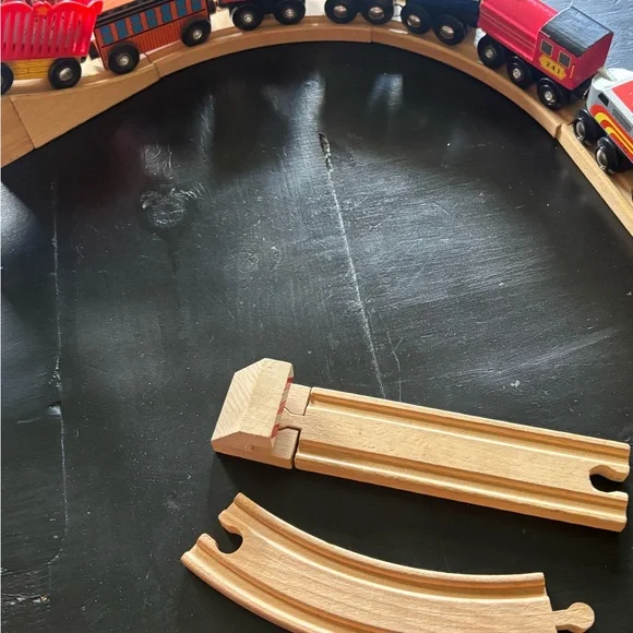 Melissa & Doug Train and Building Block Set - Picture 4 of 16